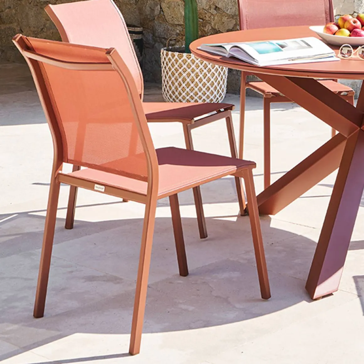 Chaise de jardin ESSENTIA Acajou