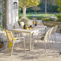 Ensemble table de jardin extensible ÉVASION + 8 fauteuils empilables ESSENTIA Lin & Argile