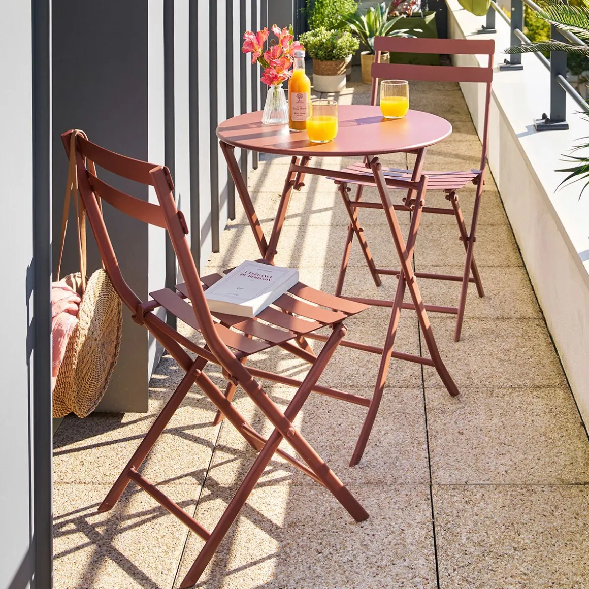 Ensemble table de jardin pliante ronde + 2 chaises GREENSBORO Acajou