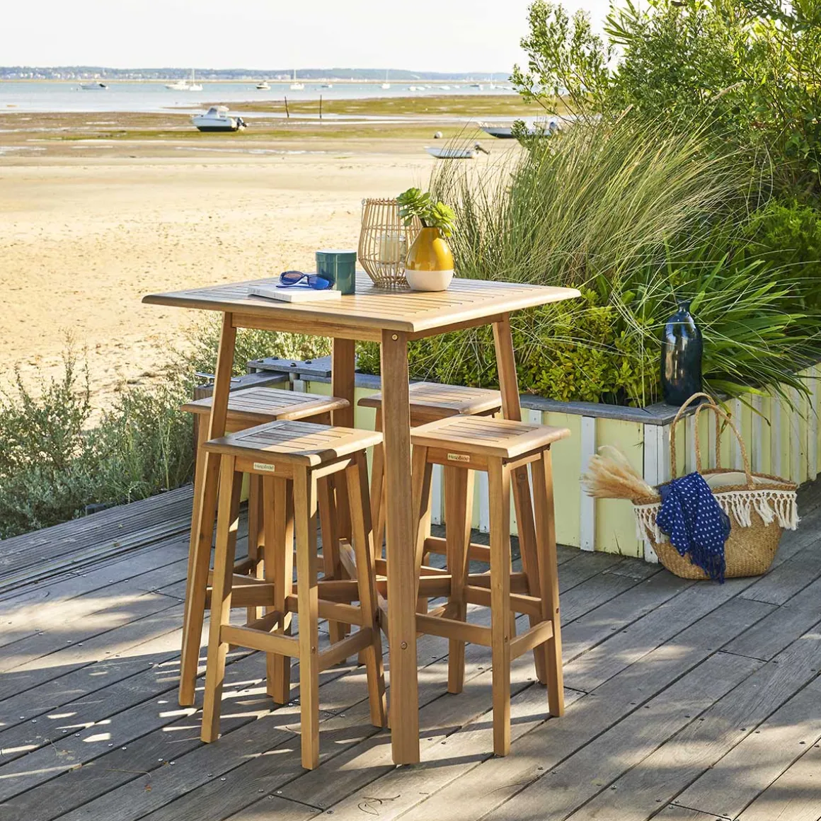 Ensemble table haute de jardin + 4 tabourets TIWI Acacia