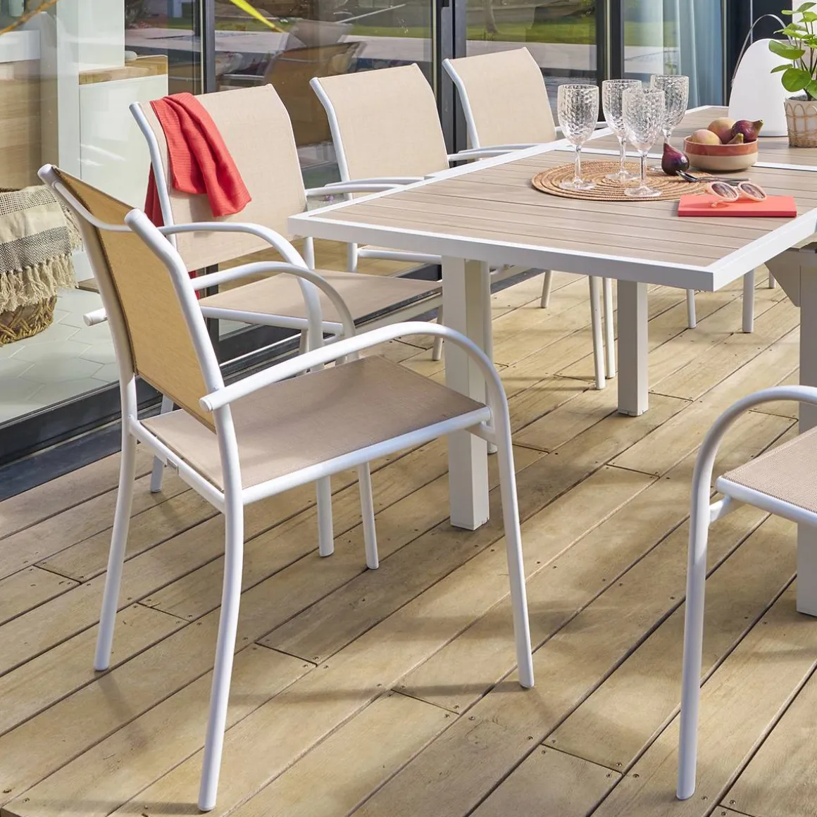 Fauteuil de jardin empilable PIAZZA Lin & Blanc