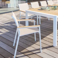 Fauteuil de jardin empilable ESSENTIA Lin, Blanc & Acacia