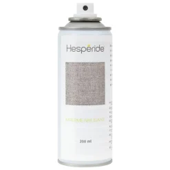 Nettoyant et imperméabilisant pour toile en polyester