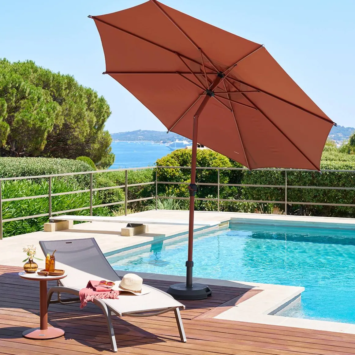 Parasol droit rond inclinable LOOMPA Acajou