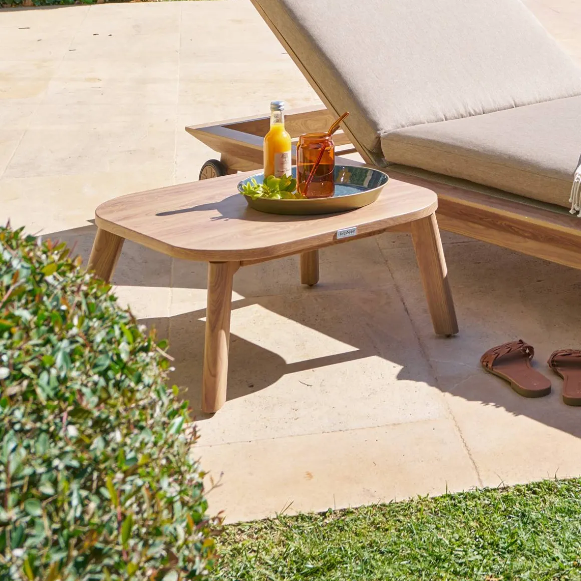 Table basse de jardin rectangulaire MANISSA Effet bois