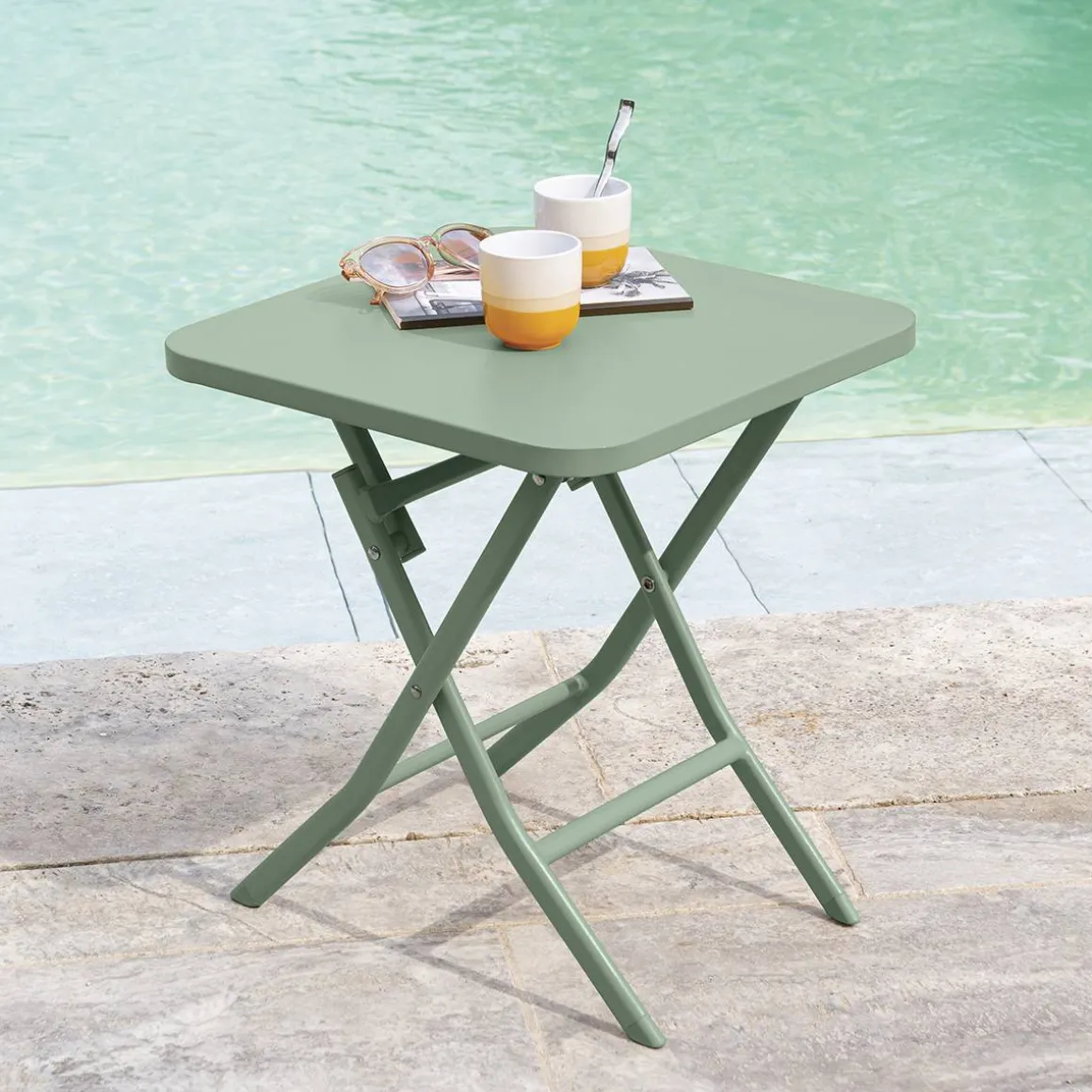 Table d'appoint de jardin carré GREENSBORO Vert olive