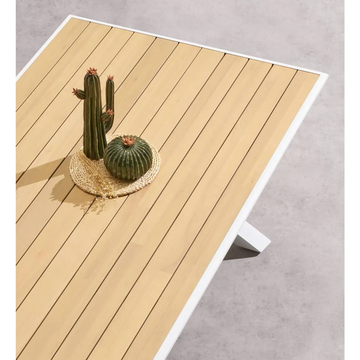 Table de jardin AXIOME Eucalyptus & Blanc