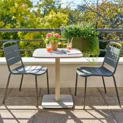 Table de jardin carrée ALEGORIA Argile