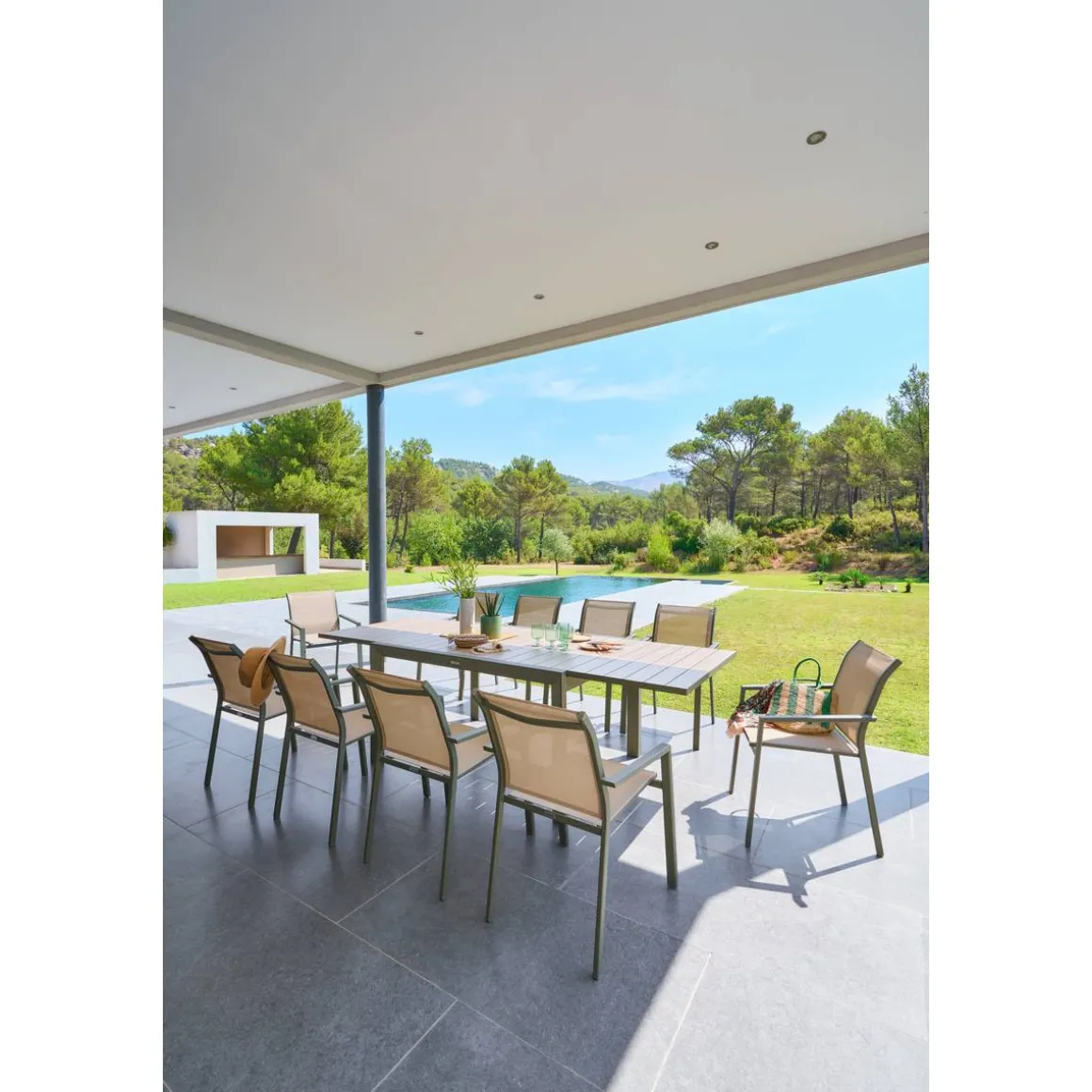 Table de jardin extensible coulissante ÉVASION Effet bois Lin & Vert laurier