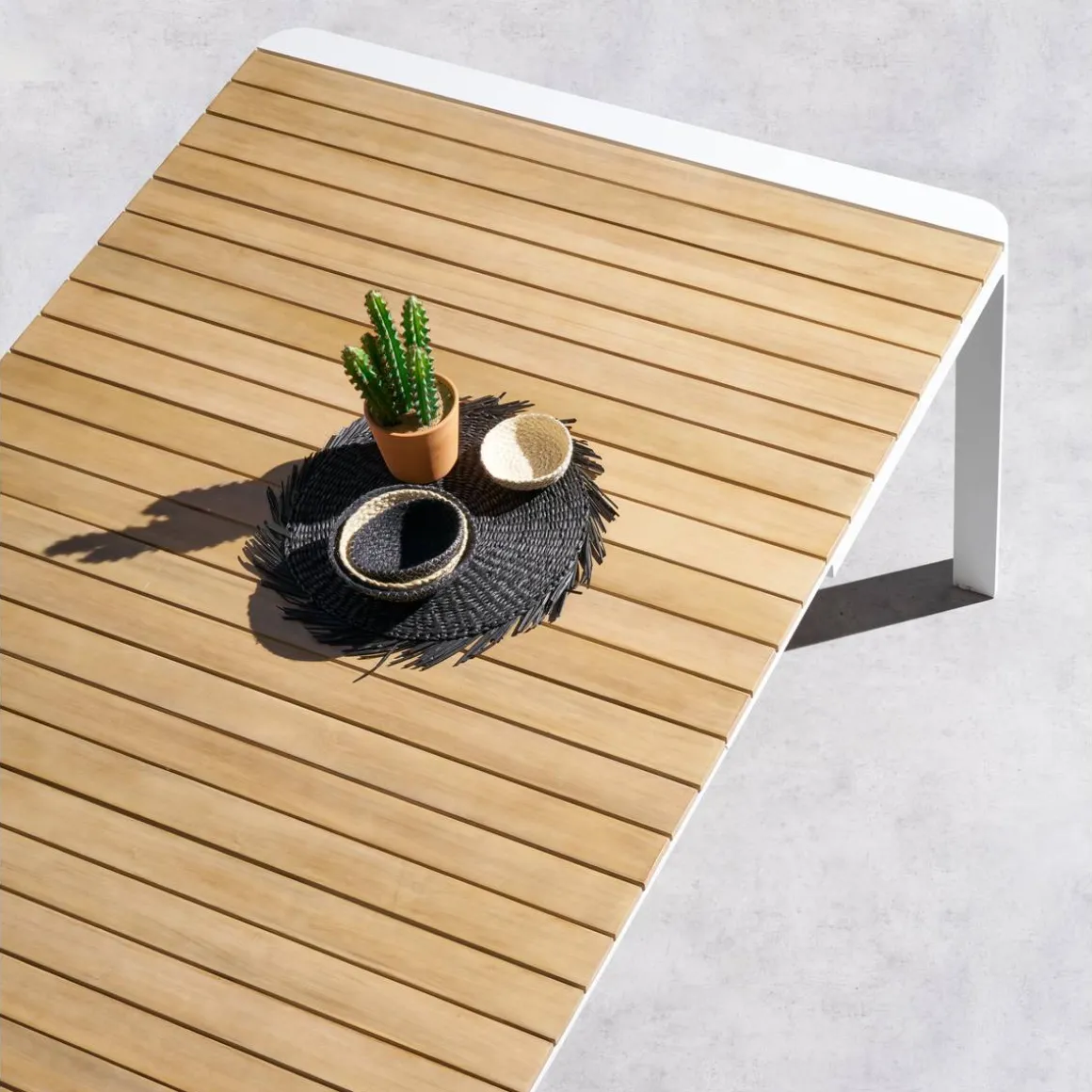 Table de jardin extensible PARADIZE Acacia & Blanc