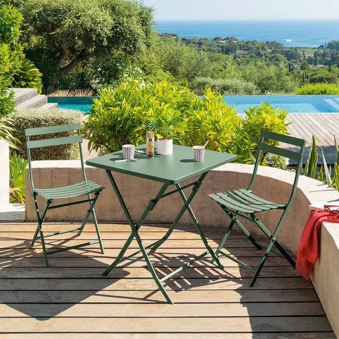 Table de jardin pliante carrée GREENSBORO Vert olive
